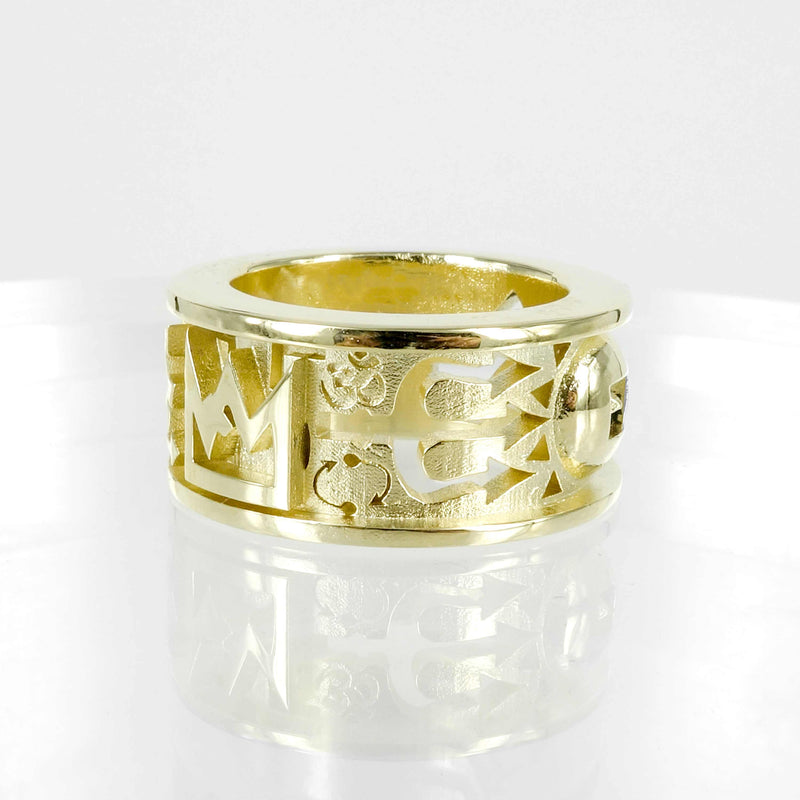 BESPOKE SOLID GOLD CHANT RING - LINCOLN