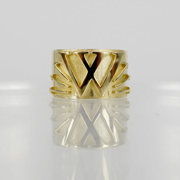 SOLID GOLD INITIAL W SIGNET RING