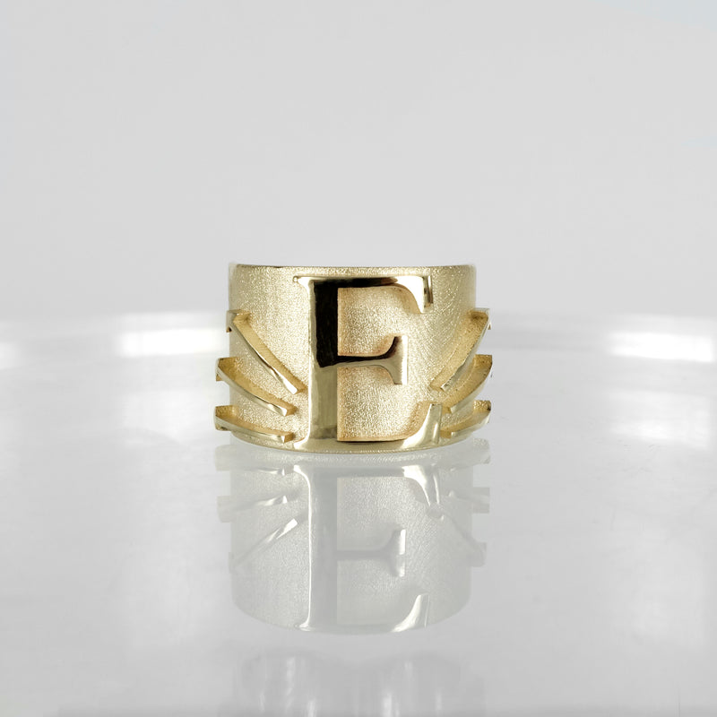 SOLID GOLD INITIAL E SIGNET RING